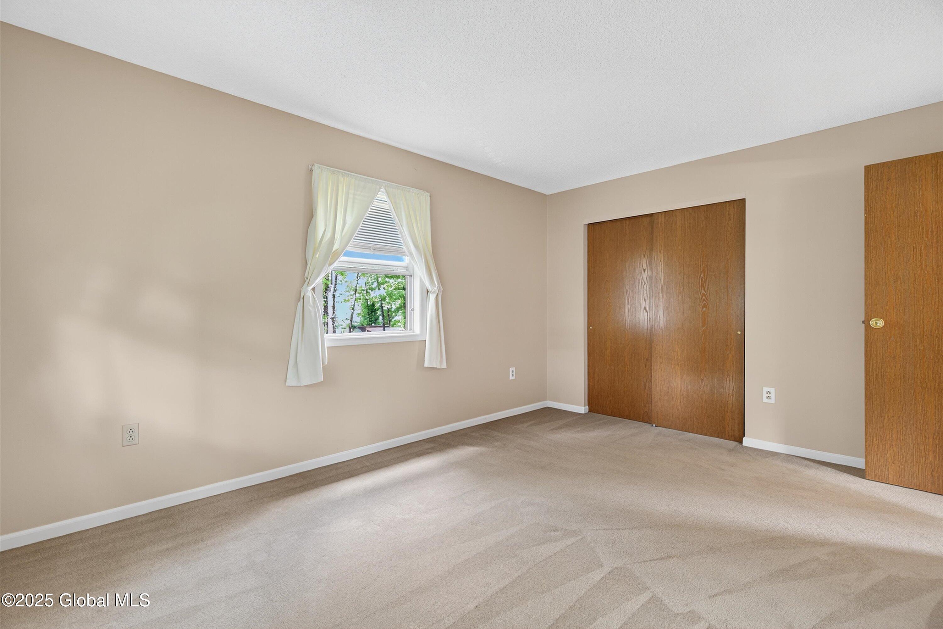 29 Carriage Way, Ballston Spa, New York image 28
