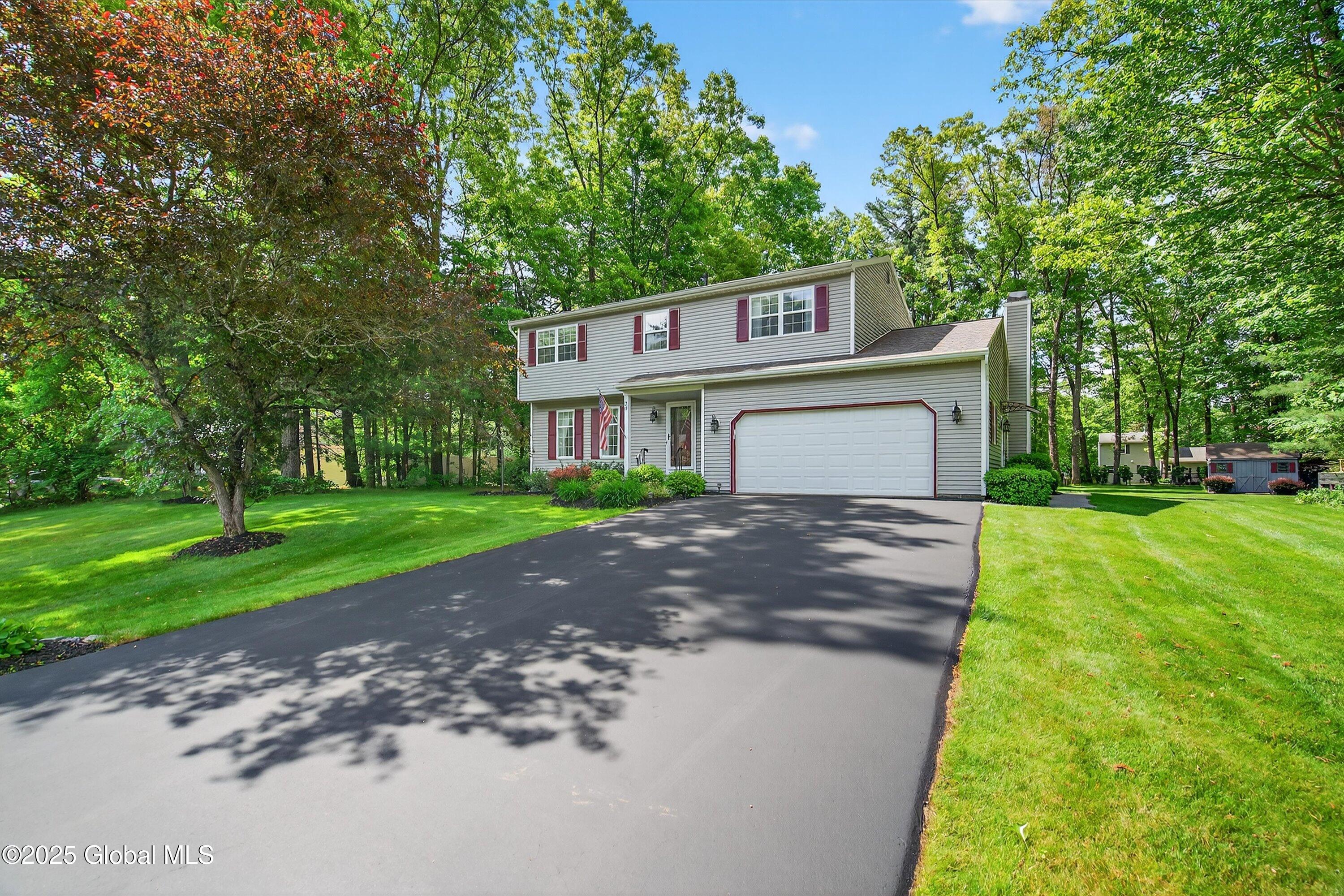 29 Carriage Way, Ballston Spa, New York image 1