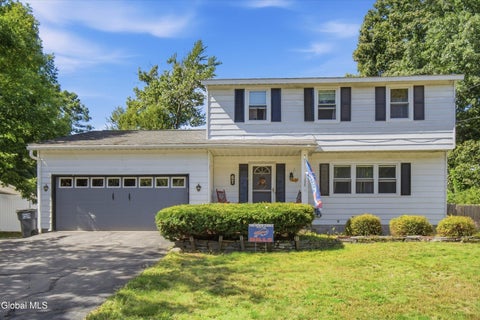 Photo of 67 Hathorn Boulevard, Saratoga Springs, NY 12866 (MLS # 202626322)