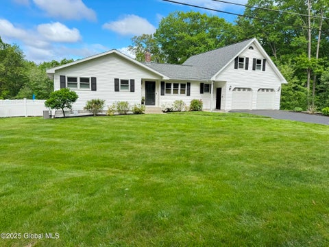Photo for 59 Mountainview Terrace