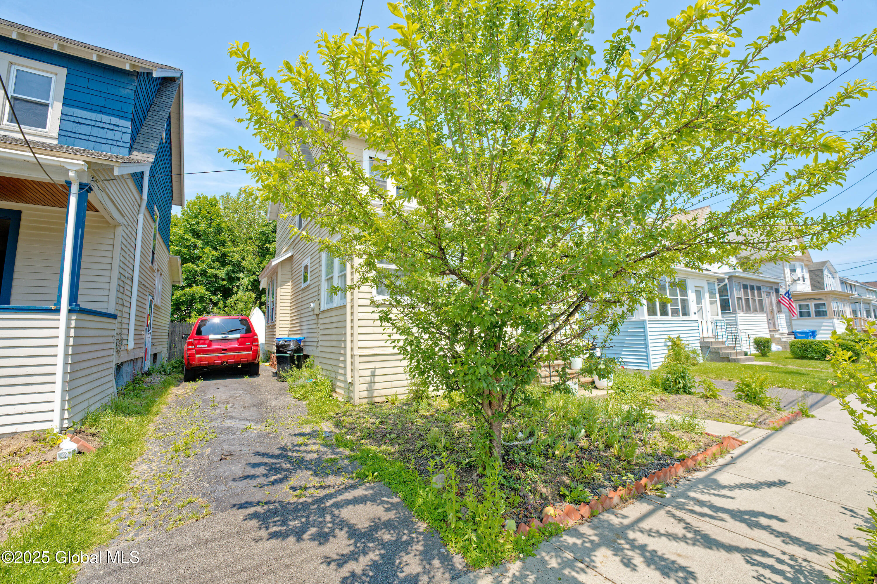 383 Leedale Street, Albany, New York image 5