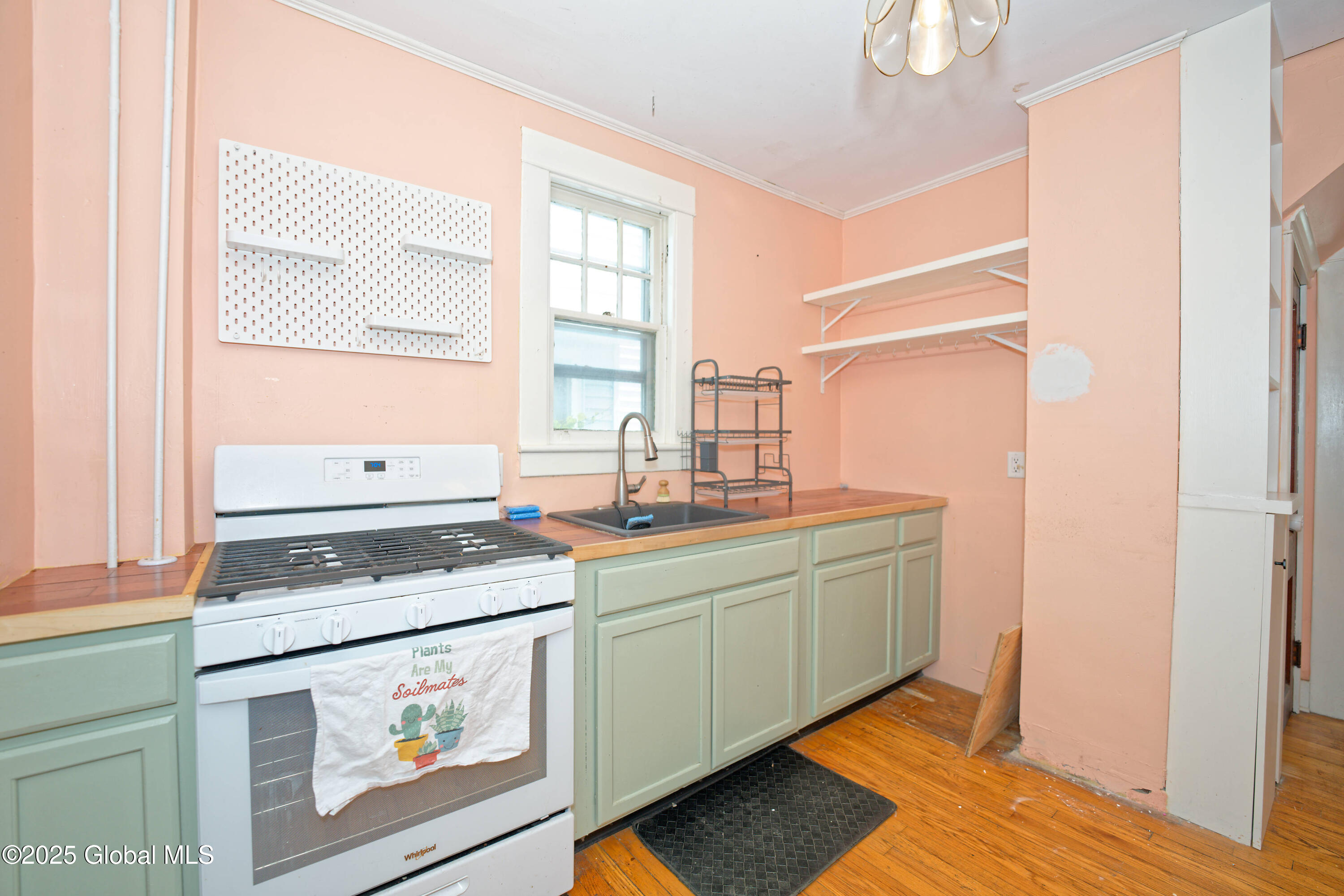 383 Leedale Street, Albany, New York image 19