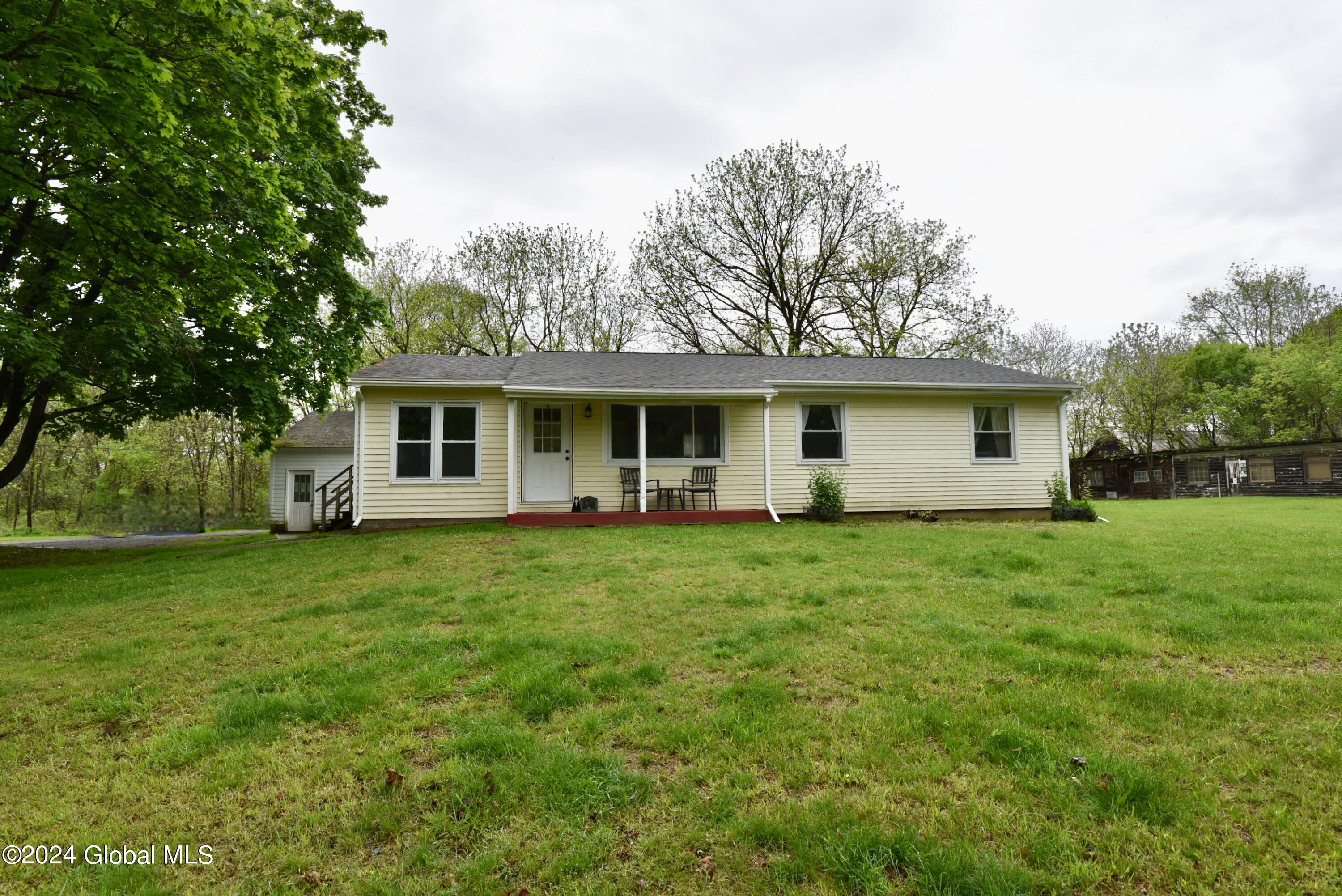 36 Henderson Way, Fort Edward, New York image 4