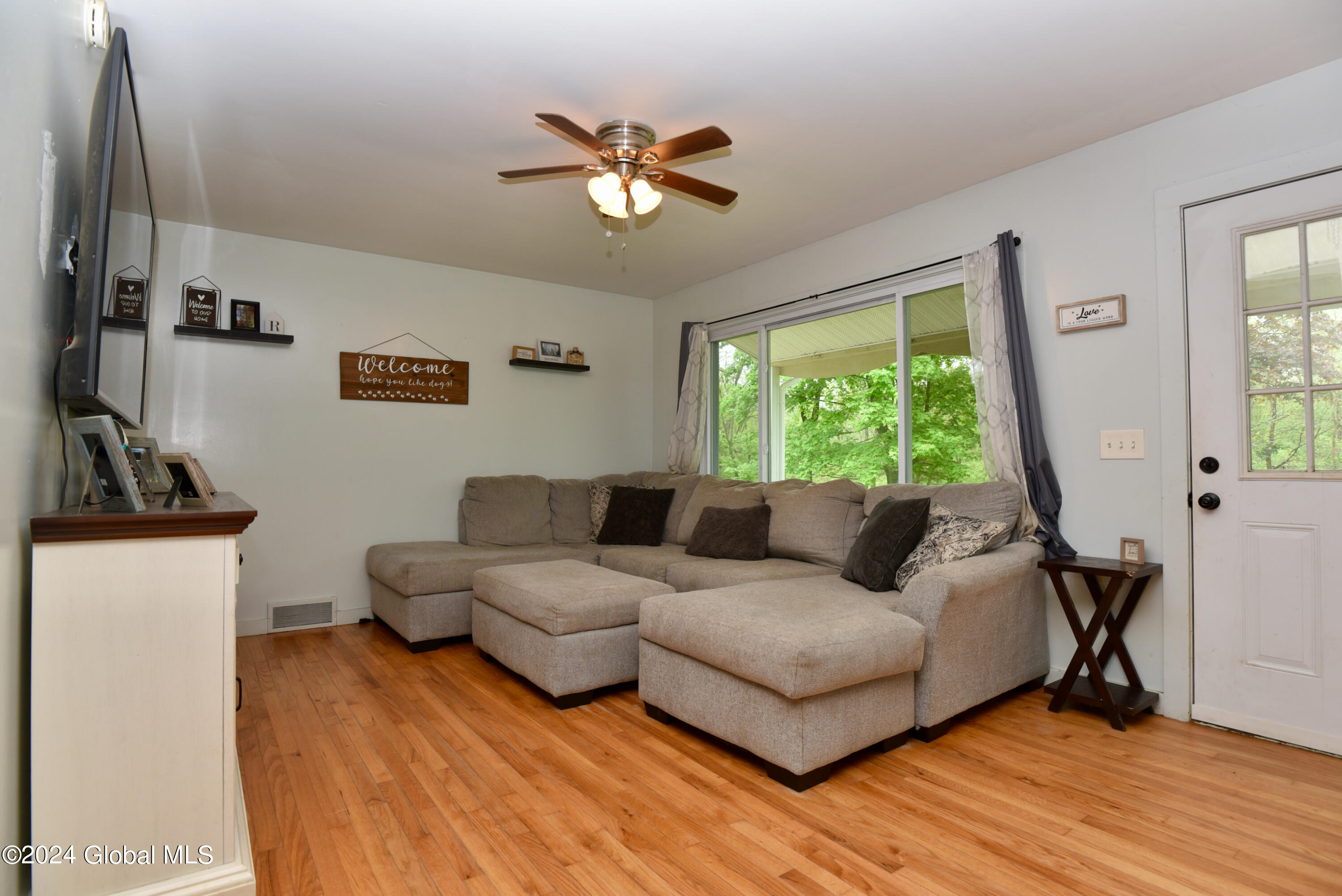 36 Henderson Way, Fort Edward, New York image 5