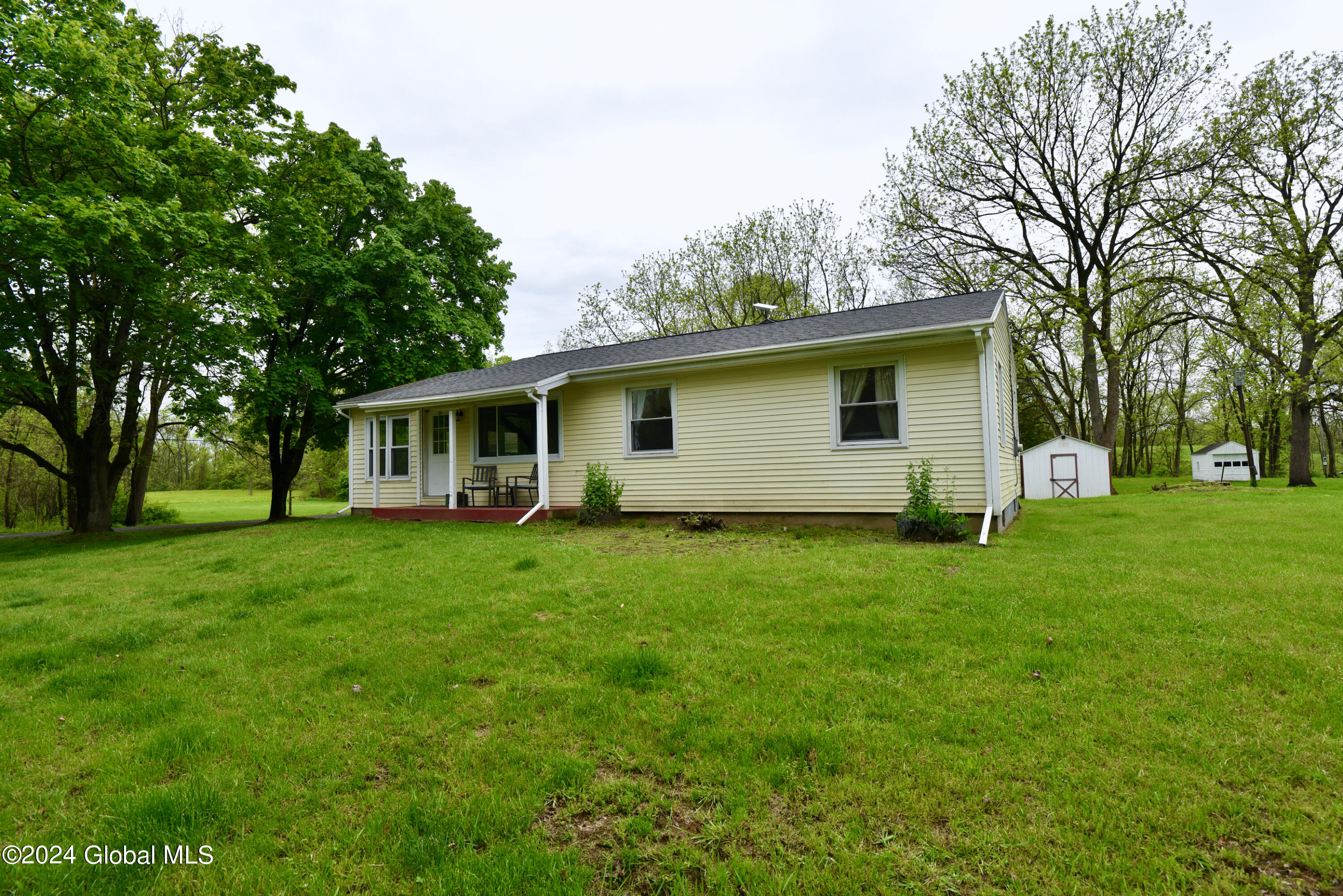 36 Henderson Way, Fort Edward, New York image 2