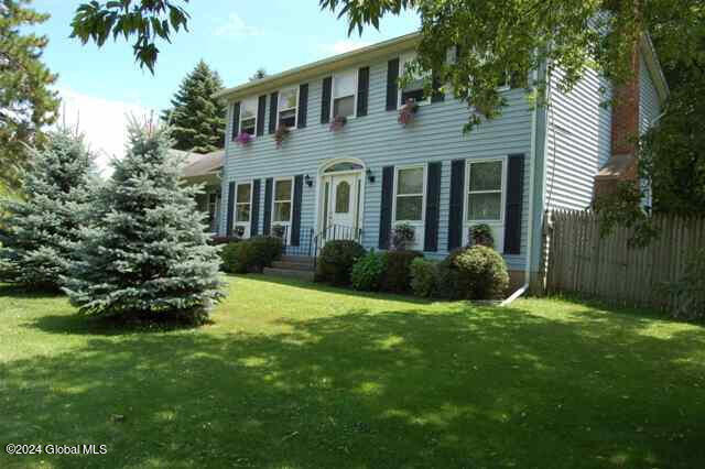 5 Pollock Road, Latham, New York image 1