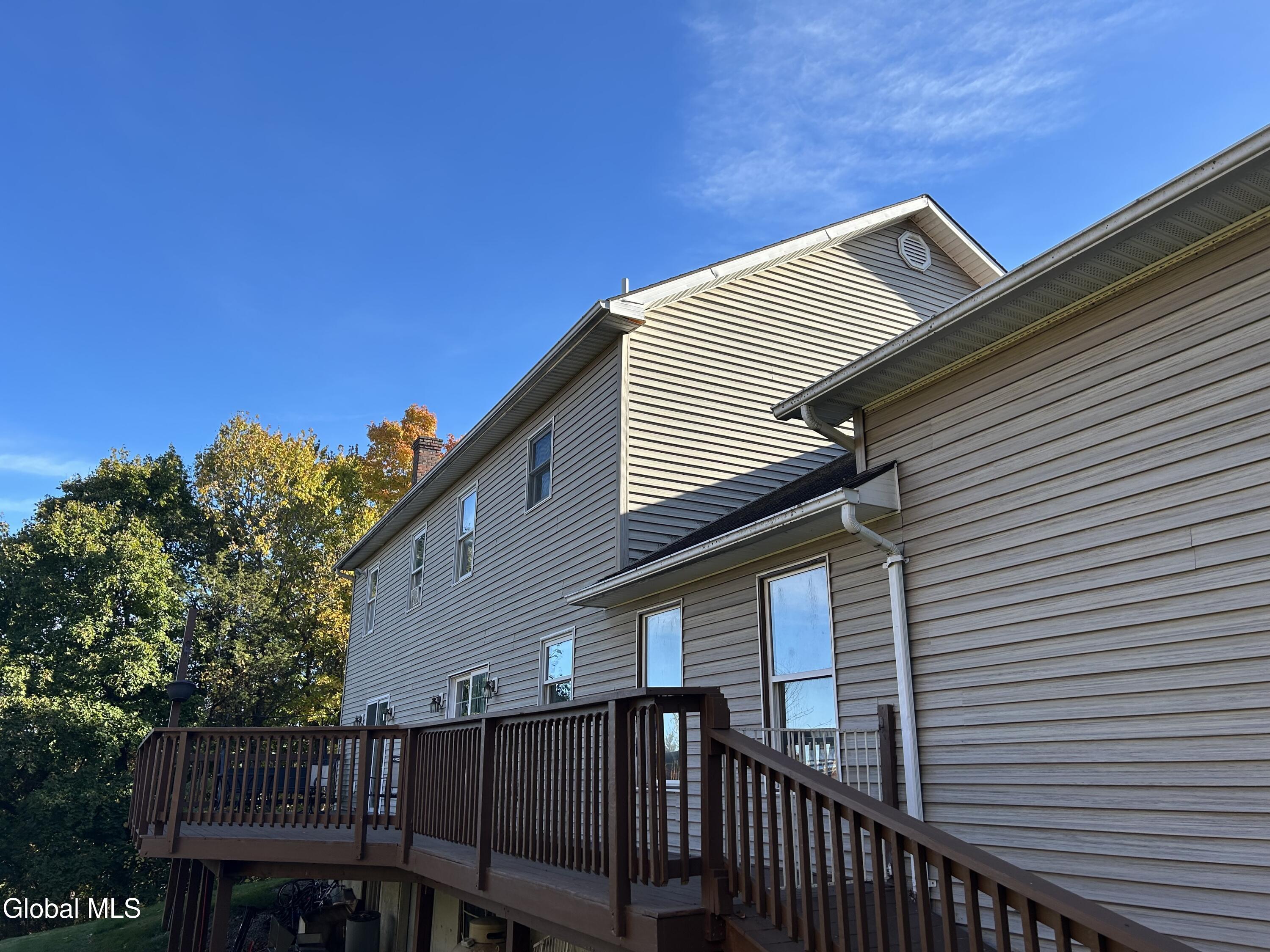 1068 Wicker Street
