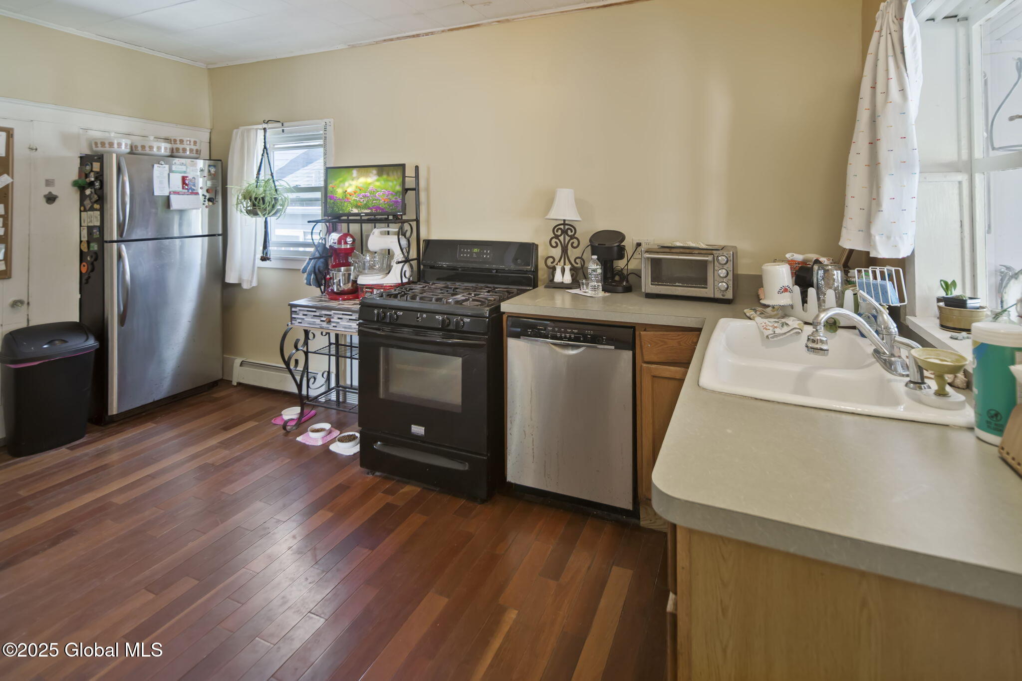 1506 5th Avenue, Watervliet, New York image 10