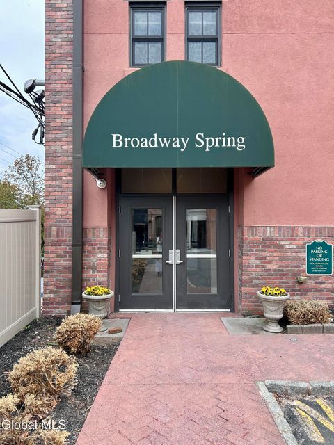 Photo of 5 Spring St #APT 101, Saratoga Springs, NY 12866 (MLS # 202616233)