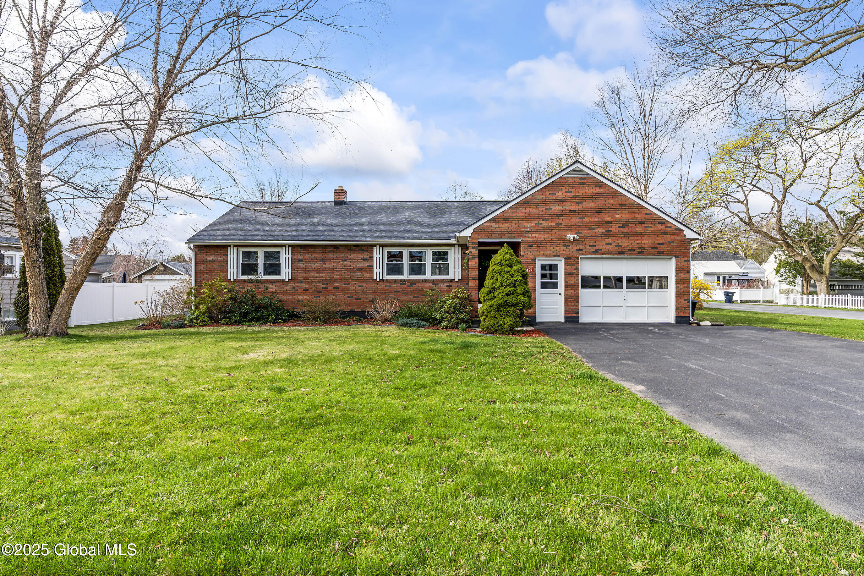 421 Glen Avenue, Scotia, New York image 1
