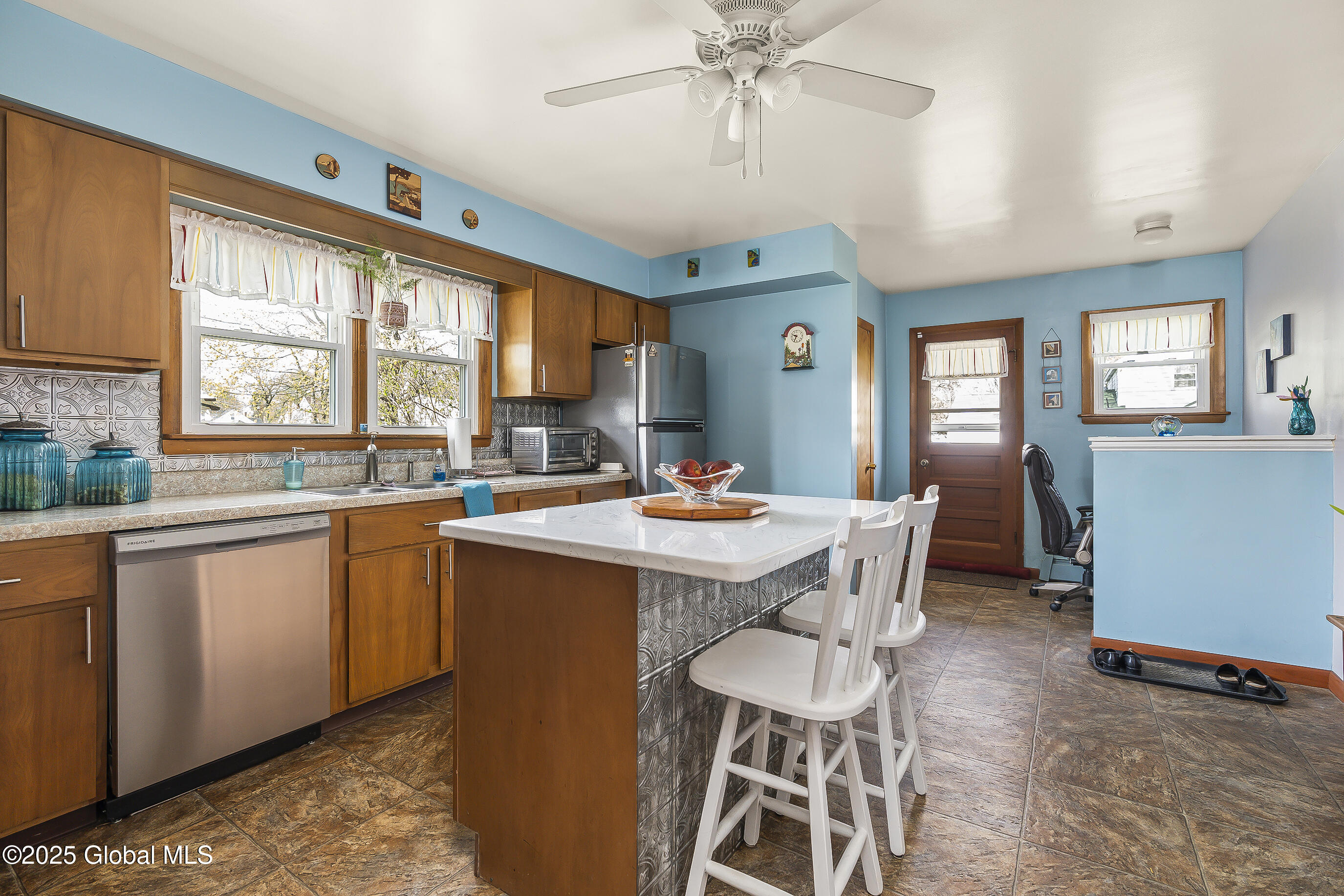 421 Glen Avenue, Scotia, New York image 9