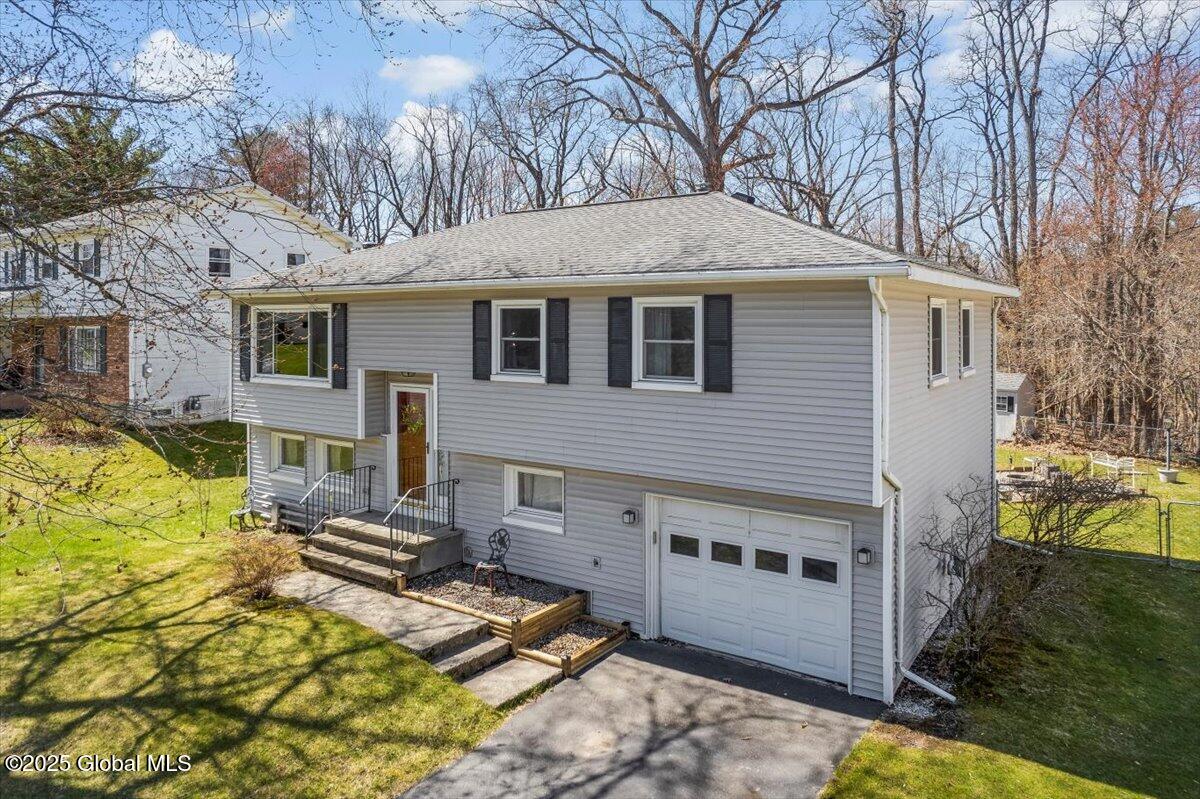 67 Fairlawn Drive, Latham, New York image 27