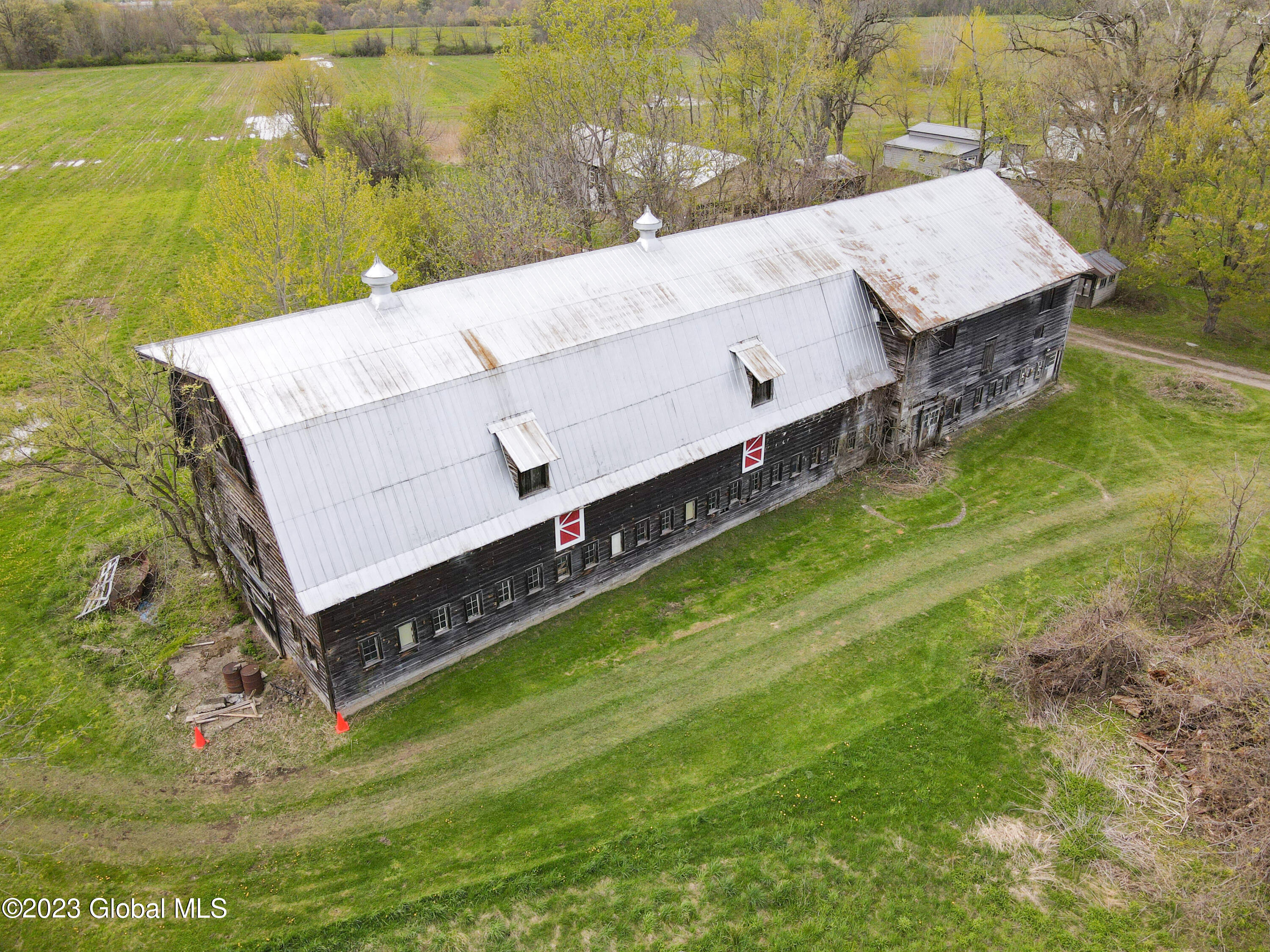 292 Clapper Road, Selkirk, New York image 9