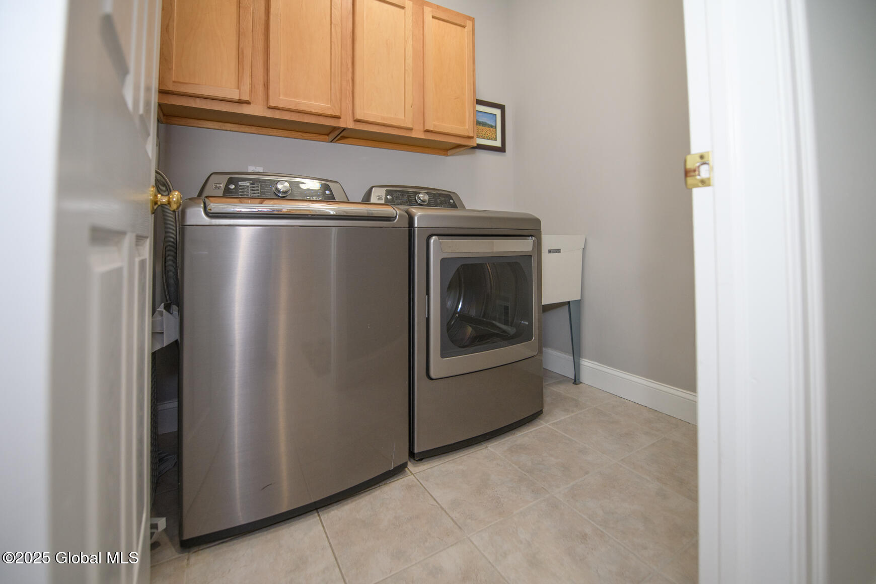 11 Newport Drive, Clifton Park, New York image 22