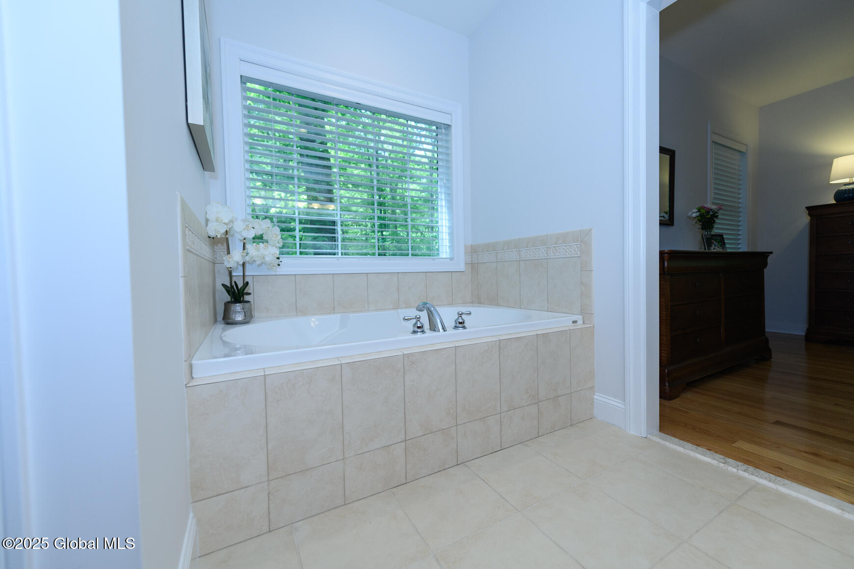 11 Newport Drive, Clifton Park, New York image 25