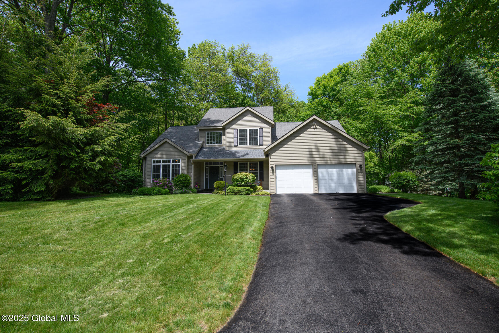 11 Newport Drive, Clifton Park, New York image 7