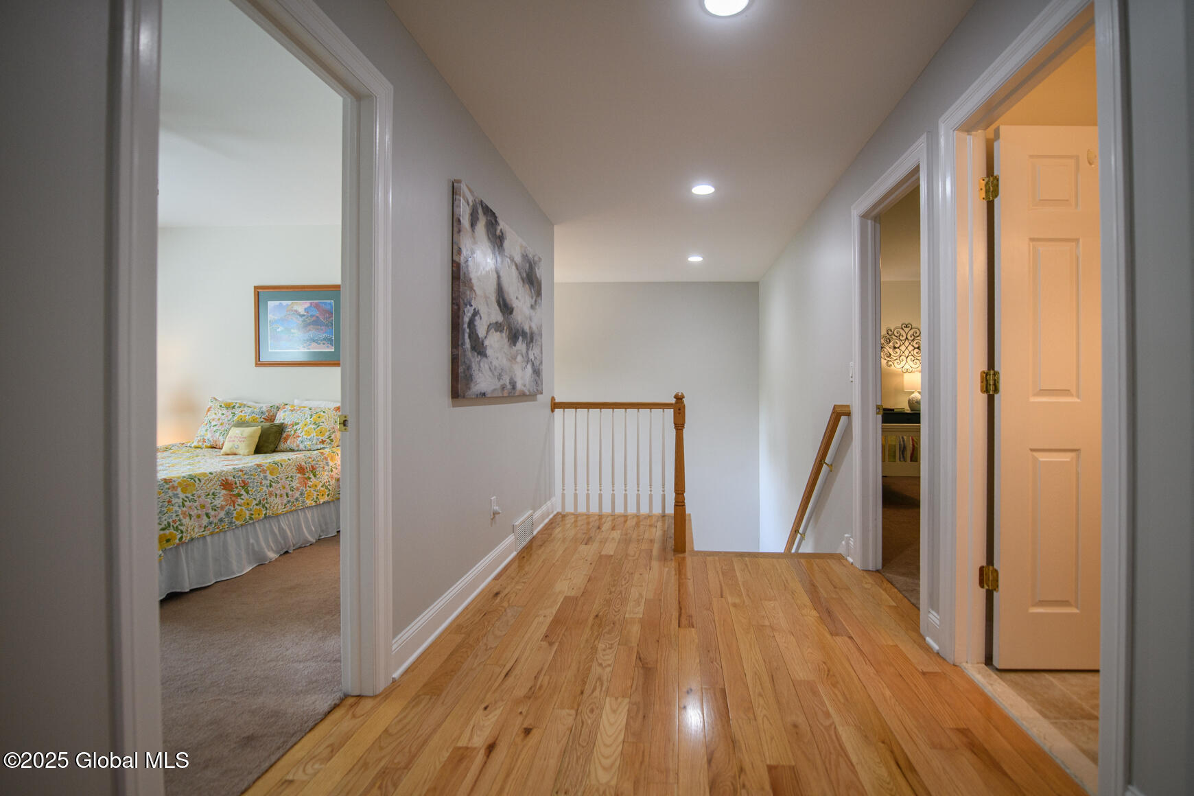 11 Newport Drive, Clifton Park, New York image 28