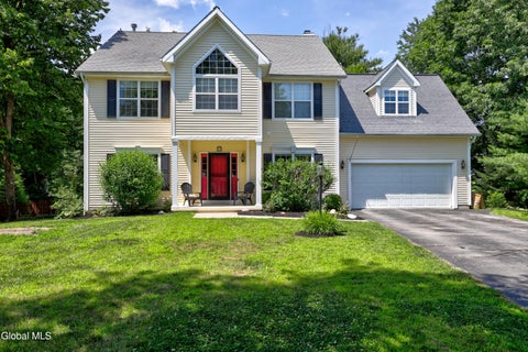 Photo of 7 Emerald Lane, Saratoga Springs, NY 12866 (MLS # 202626078)