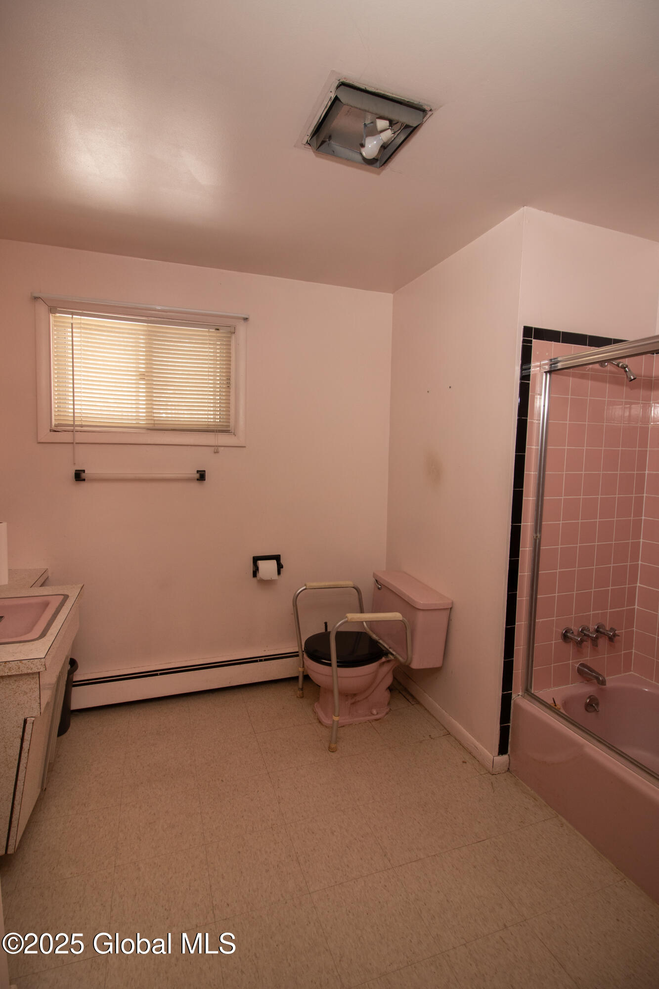 10 Colonial Court, Acra, New York image 5