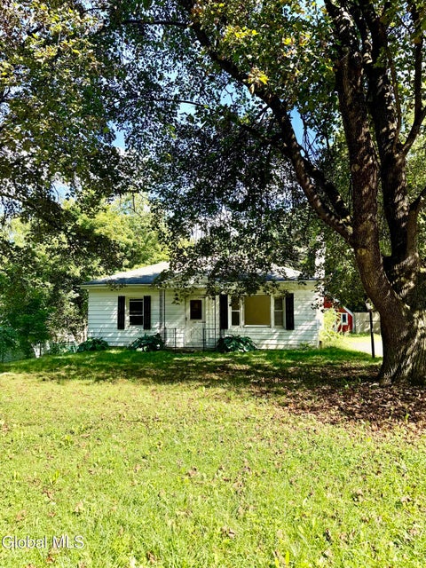Photo of 125 Dunsbach Ferry Road, Colonie, NY 12047 (MLS # 202626142)