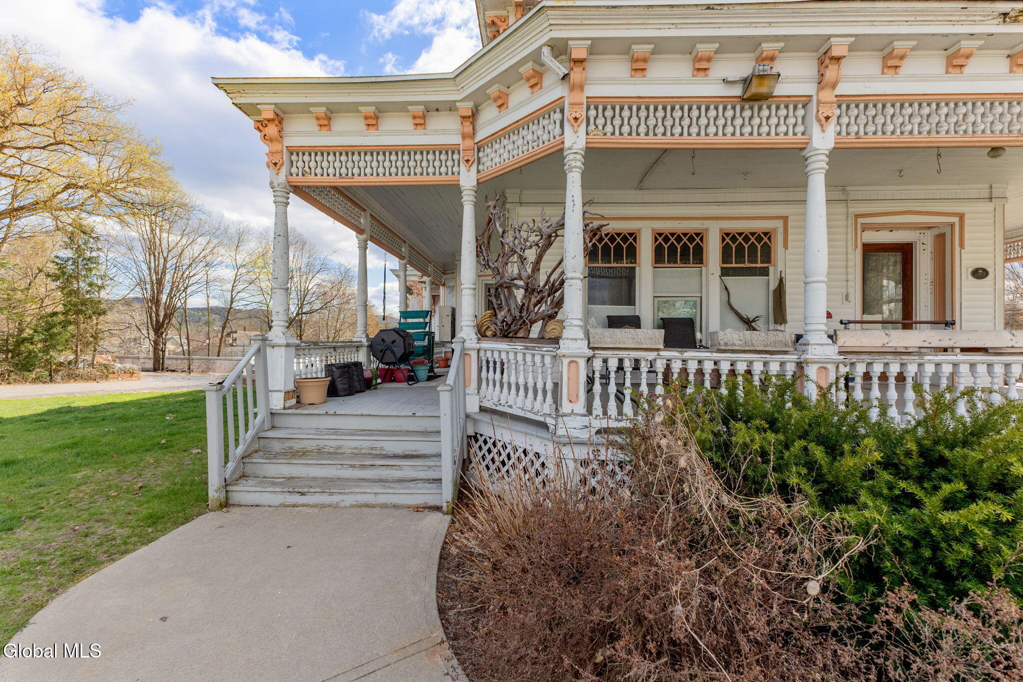 3847 Main Street