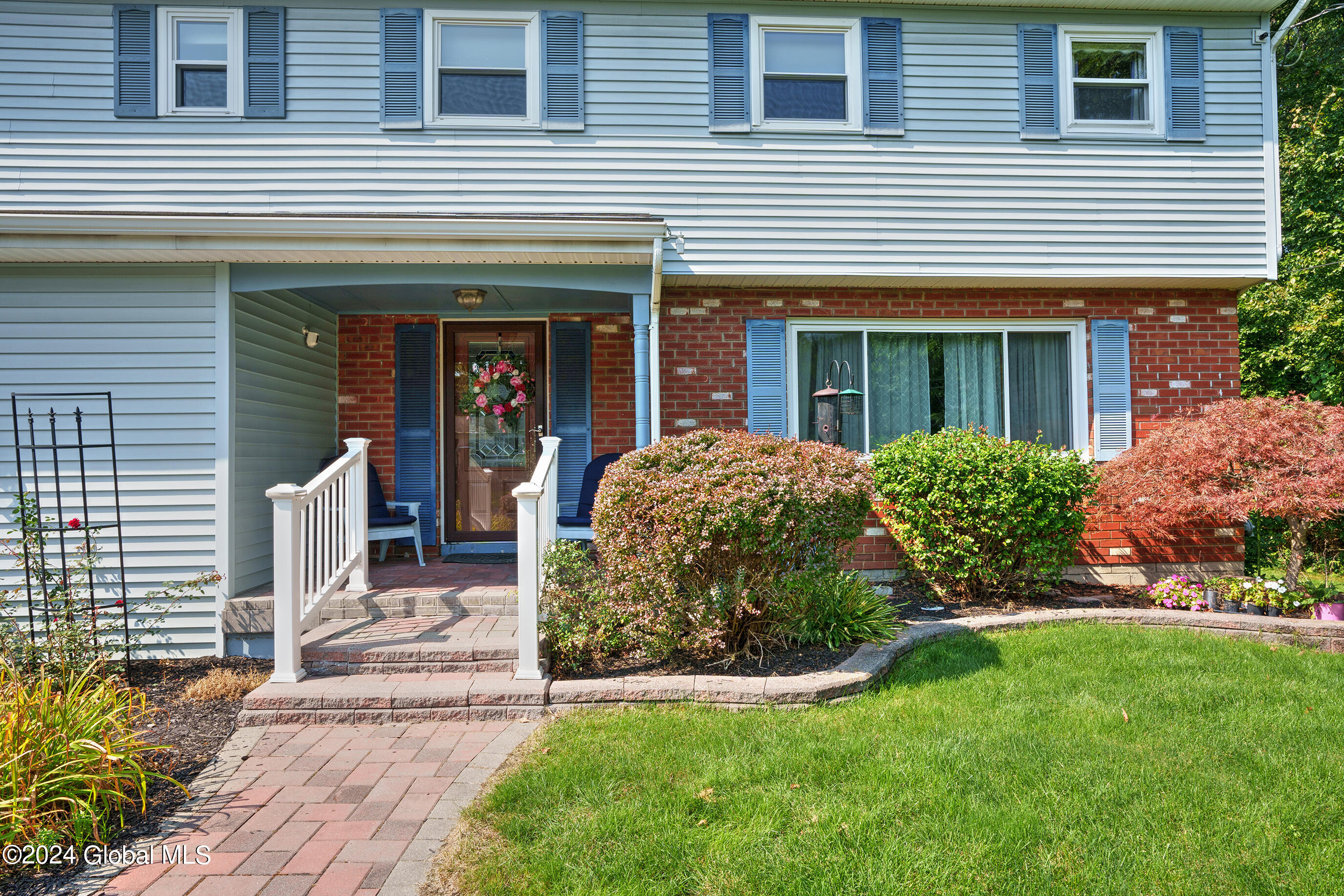 15 Compton Road, Clifton Park, New York image 3