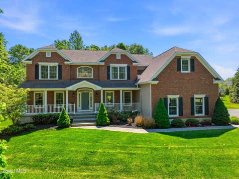 Homes For Sale - 30 Walden Circle<br/> Saratoga County, Saratoga Springs, NY 12866