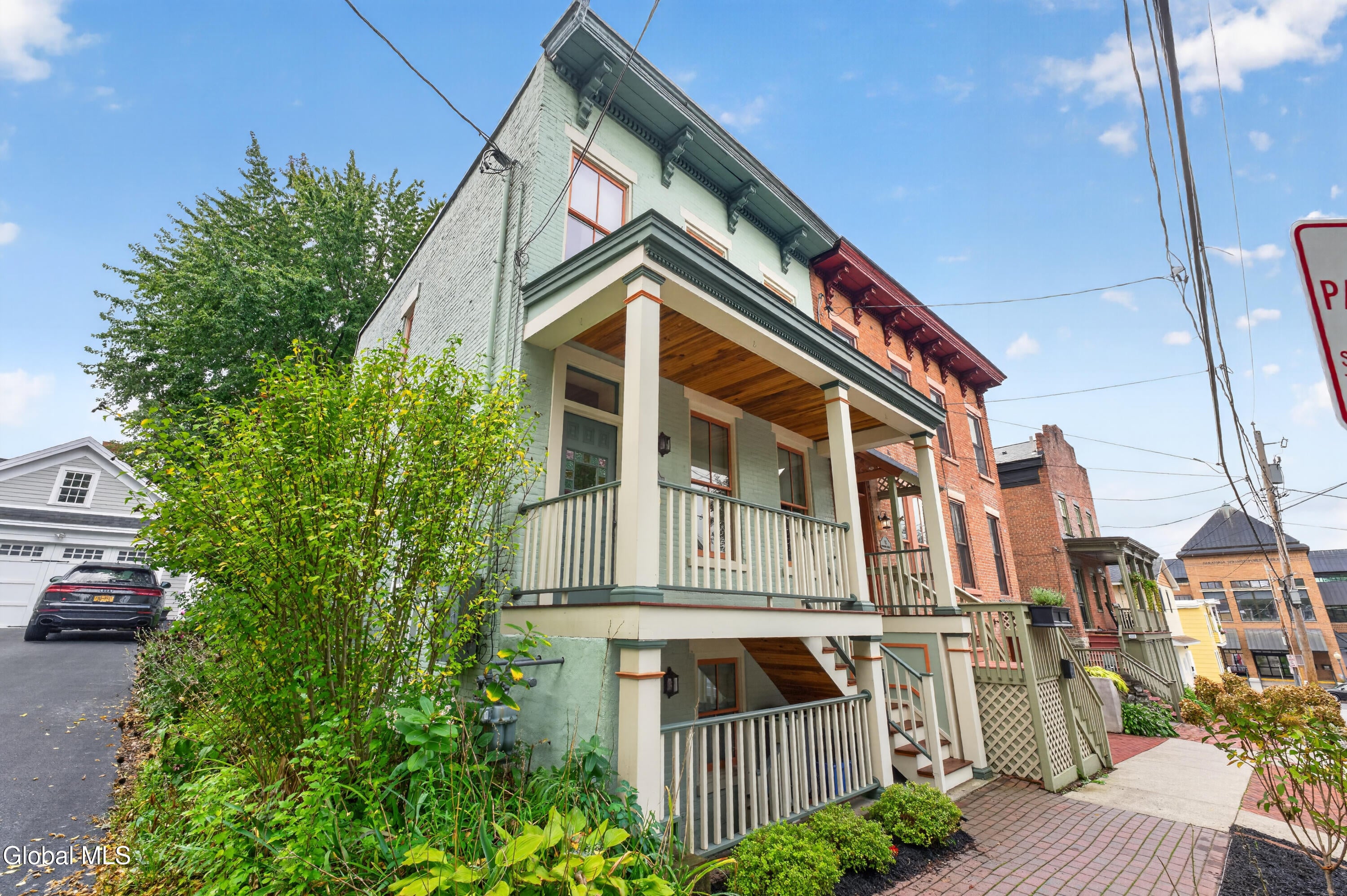 20 Lafayette Street