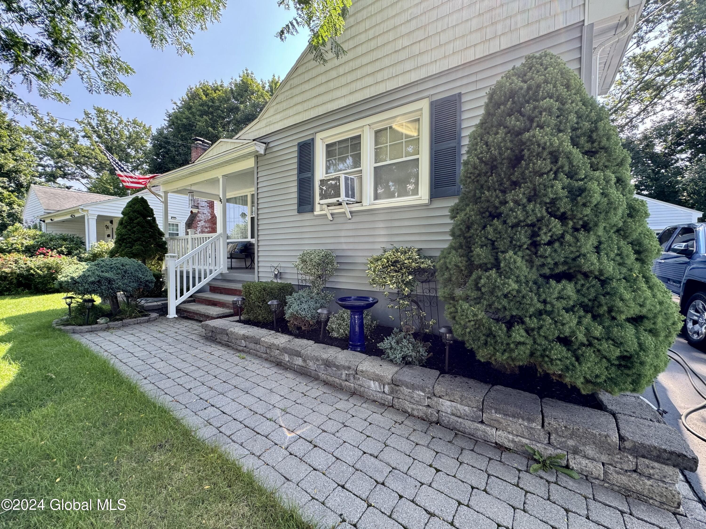 25 Evelyn Avenue, Amsterdam, New York image 9