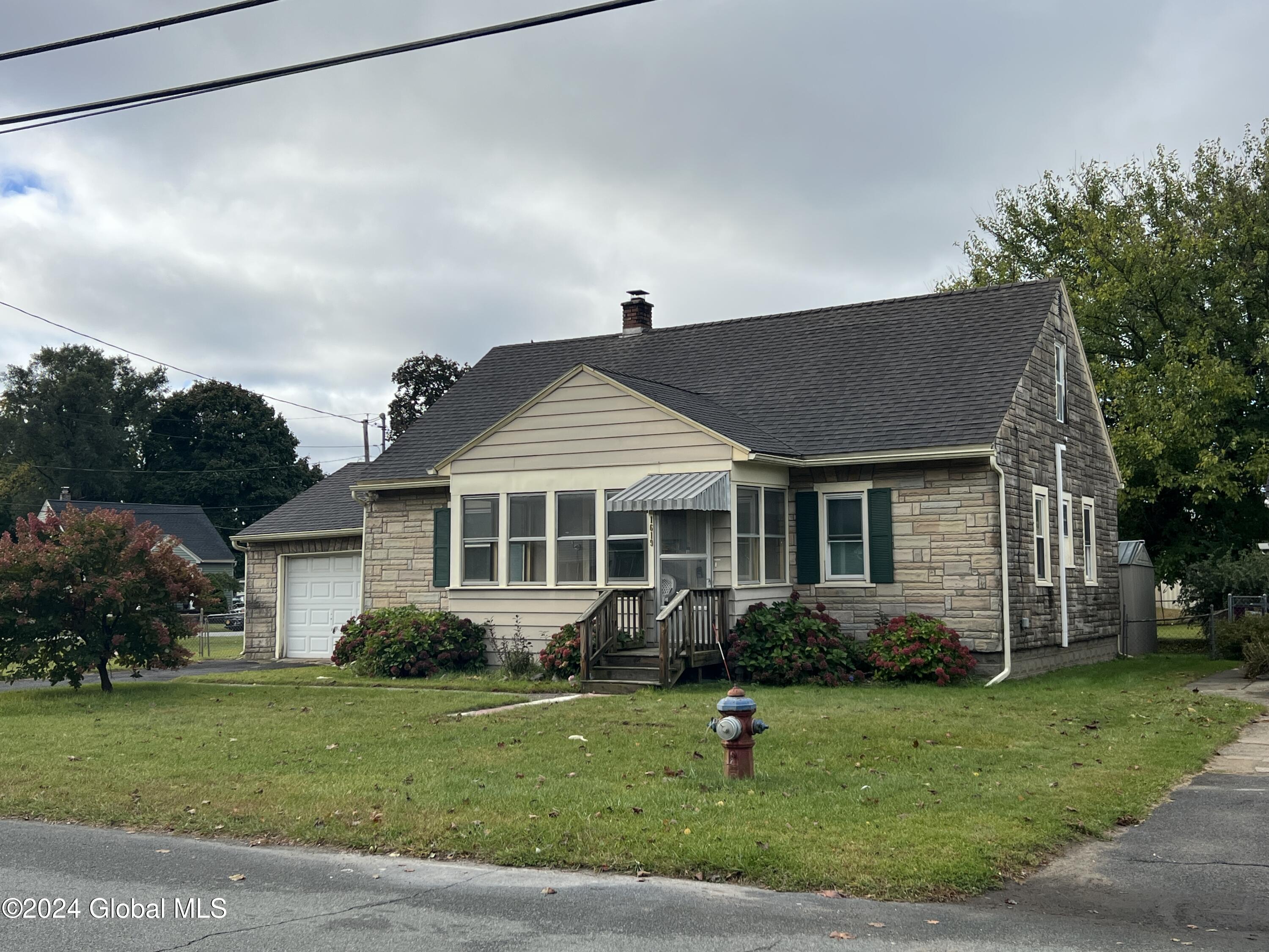 1619 Bernice Street, Schenectady, New York image 1