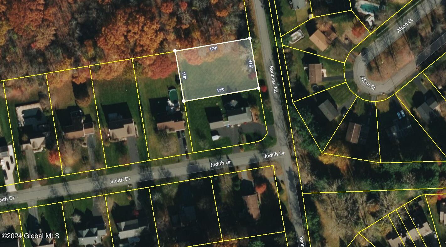 16 Bonneau Road, Clifton Park, New York image 3