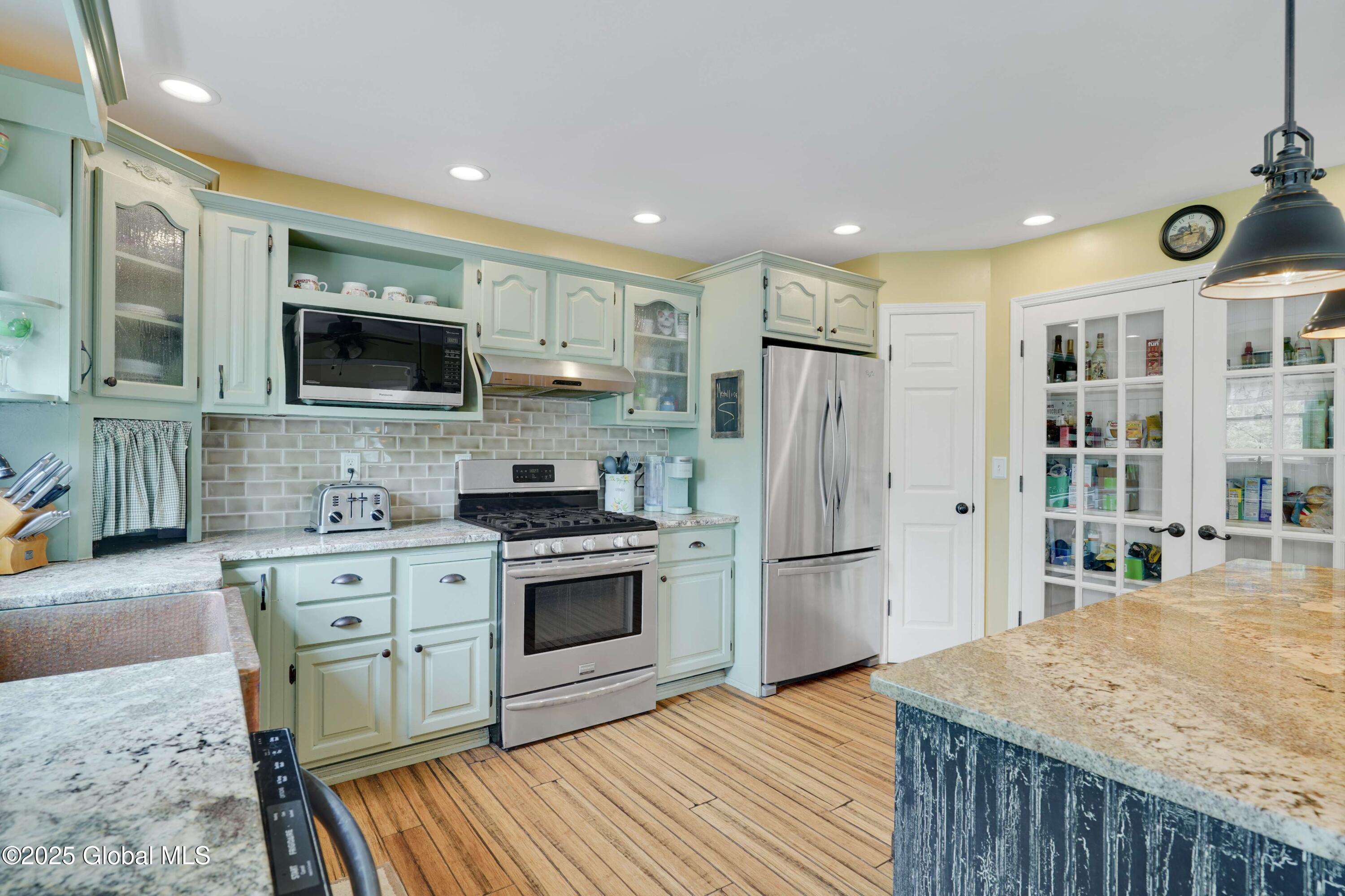 270 Boght Road, Watervliet, New York image 25