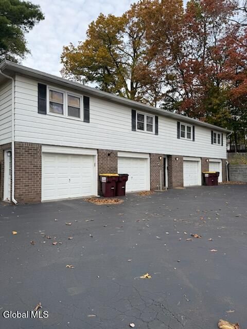 Photo of 7 A Elgin Street, Colonie, NY 12205 (MLS # 202528269)