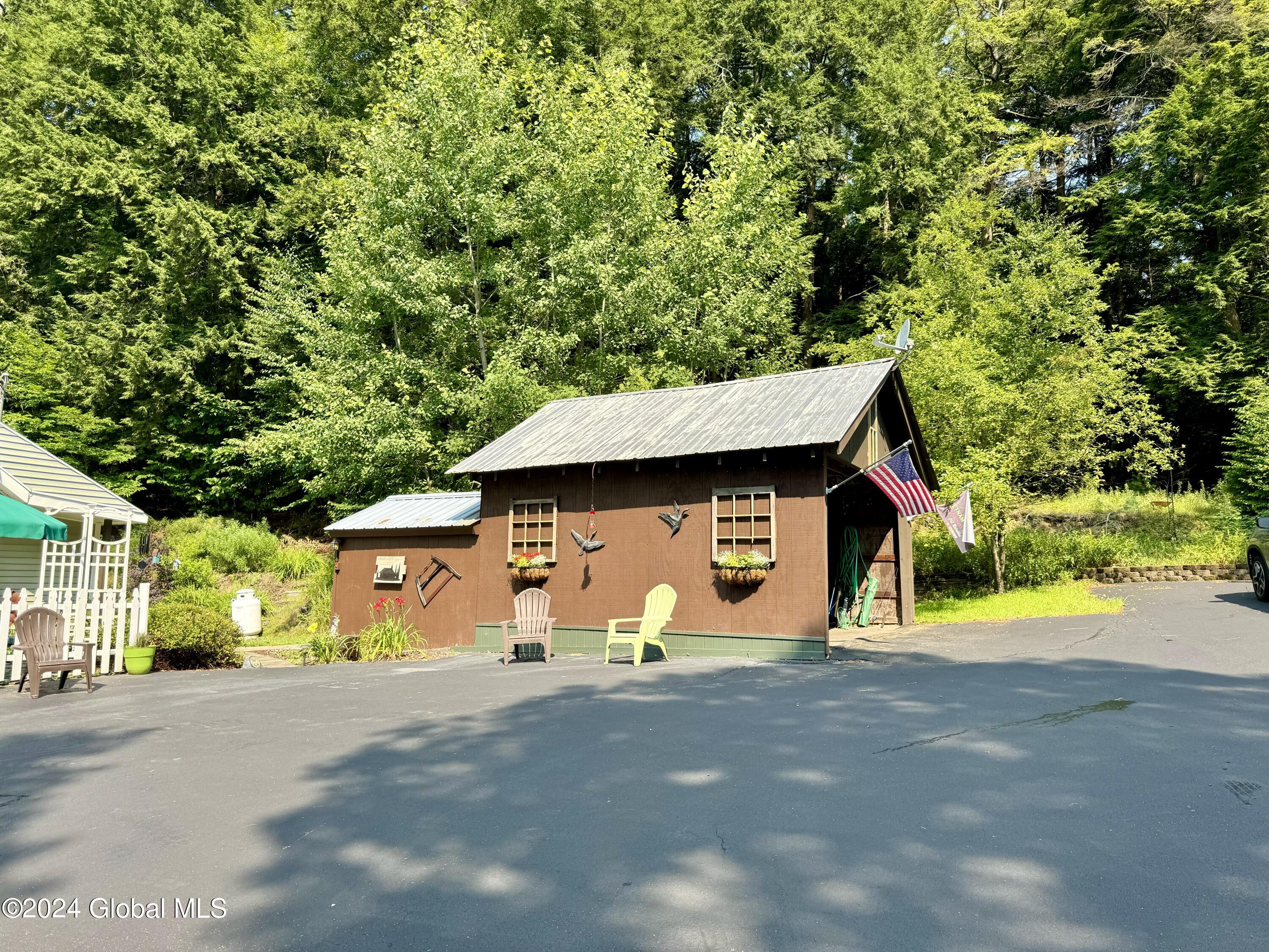 16 Pumphouse Road, Lake Luzerne, New York image 5