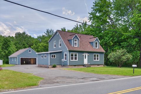 Photo of 162 Clamsteam Road, Halfmoon, NY 12065 (MLS # 202618684)