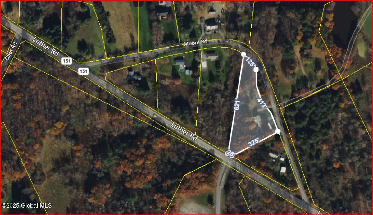 81 Moore Road, East Greenbush, New York image 4