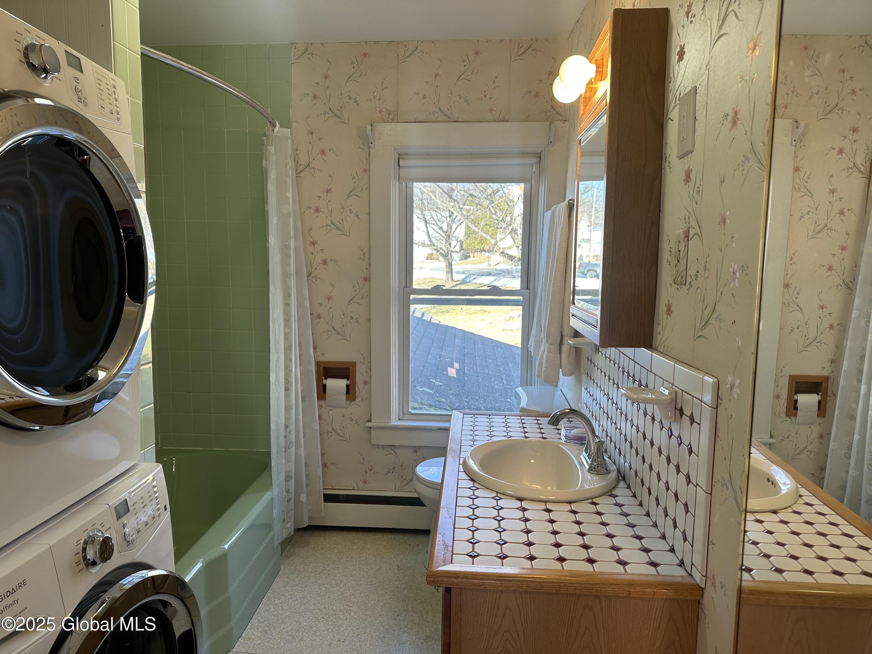 22 Ball Street, Hoosick Falls, New York image 20