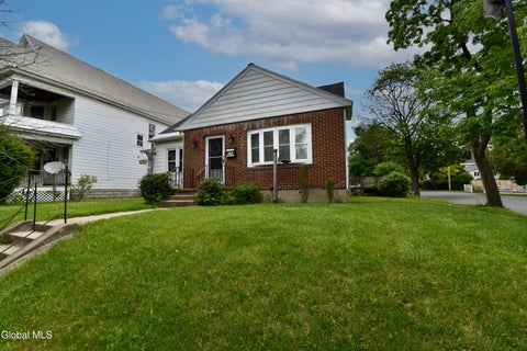 Homes For Sale - 1702 Lenox Road<br/> Schenectady, NY 12308