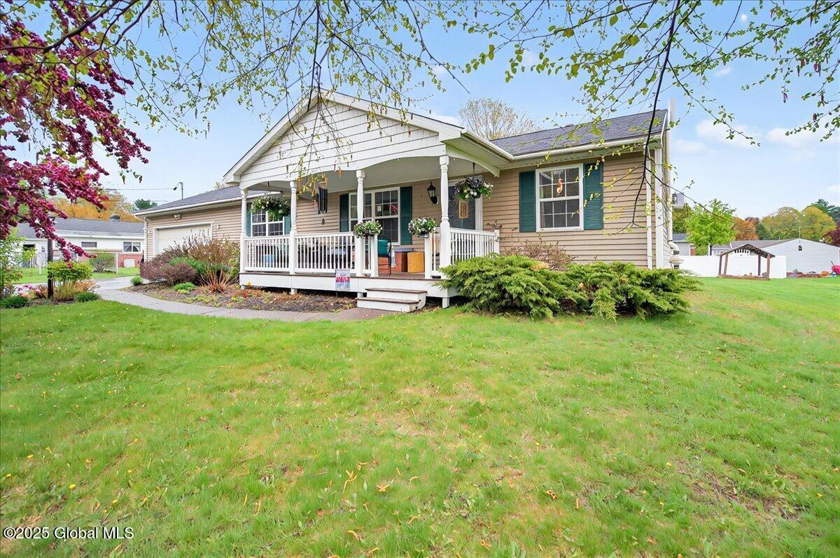 2 Jackson Avenue, Greenwich, New York image 1