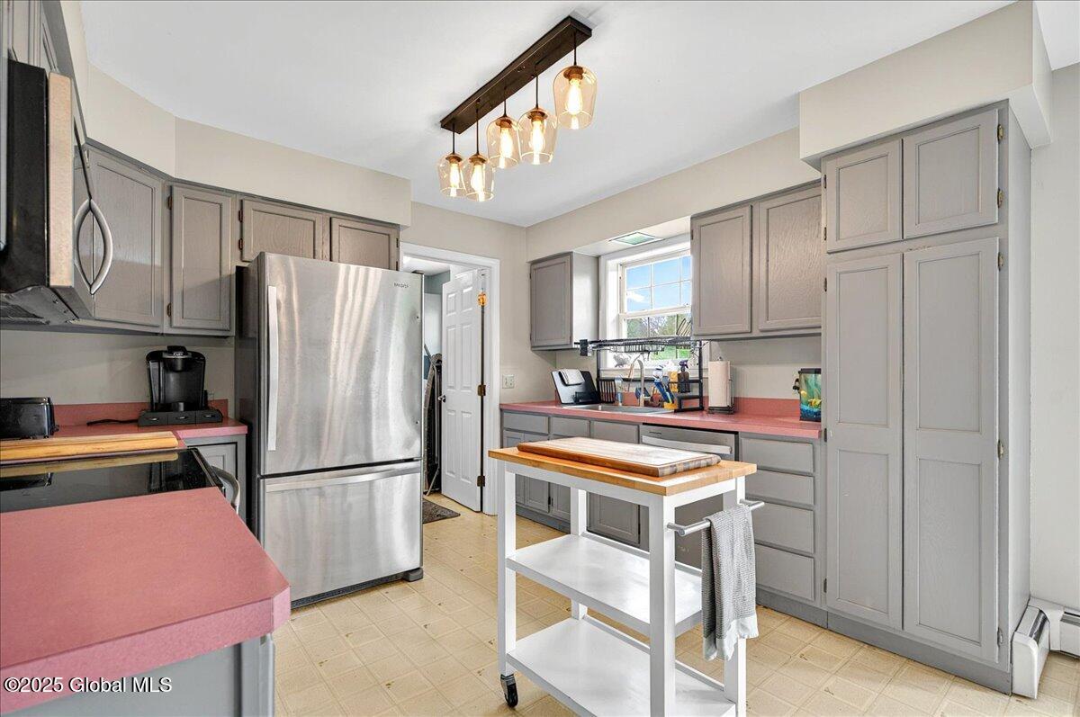 2 Jackson Avenue, Greenwich, New York image 9