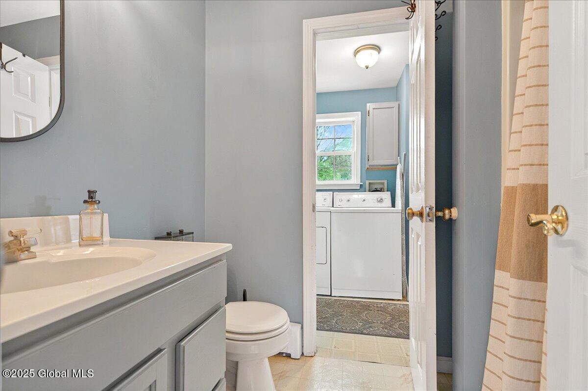 2 Jackson Avenue, Greenwich, New York image 13