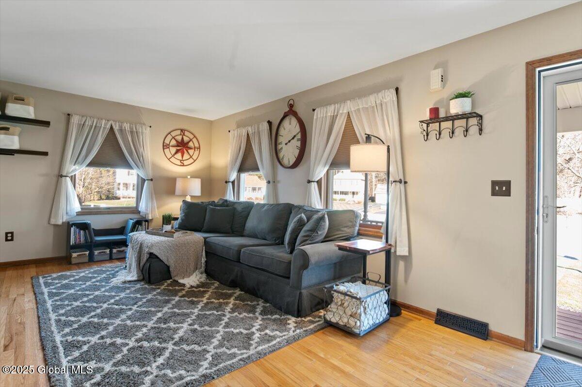29 Highgate Road, Gansevoort, New York image 10