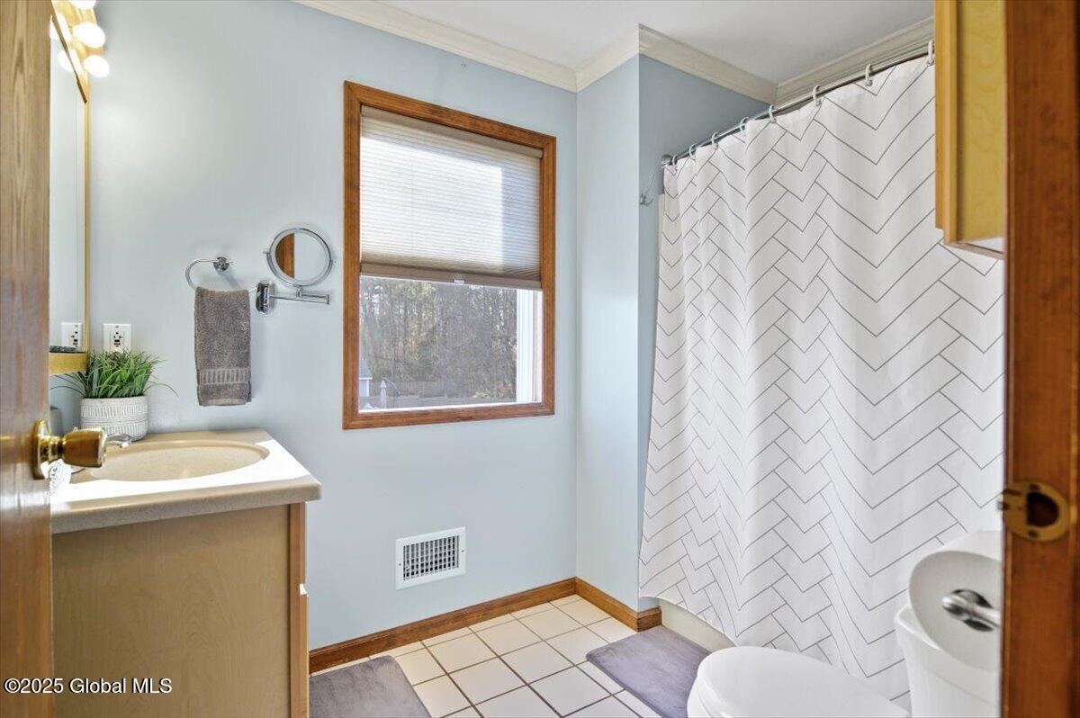 29 Highgate Road, Gansevoort, New York image 23