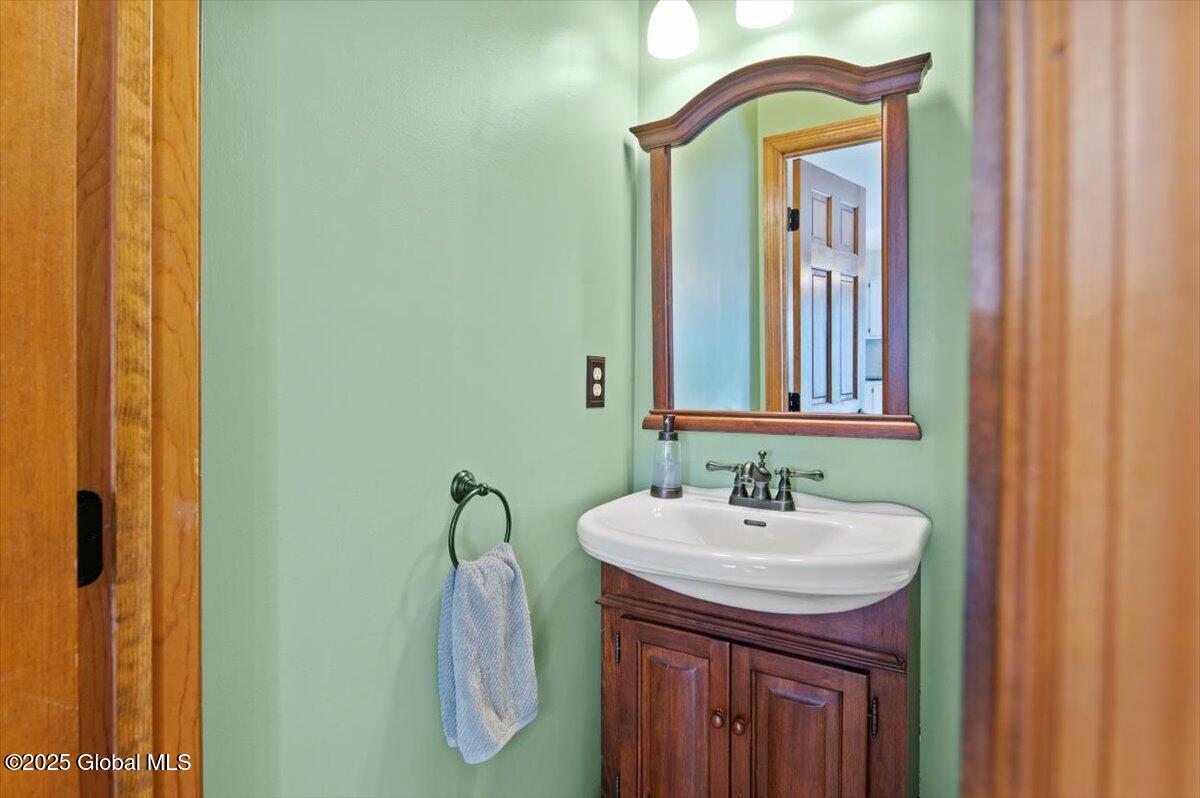 29 Highgate Road, Gansevoort, New York image 17