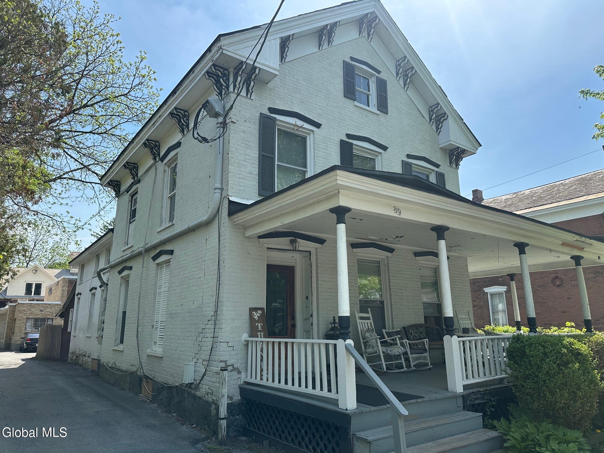 89 Bay Street