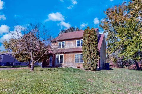 Photo of 31 Suncrest Drive, Halfmoon, NY 12188 (MLS # 202528125)