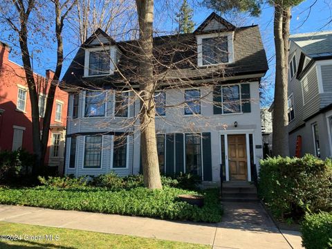 590 North Broadway Unit 1, Saratoga Springs, NY 12866 - #: 202411623