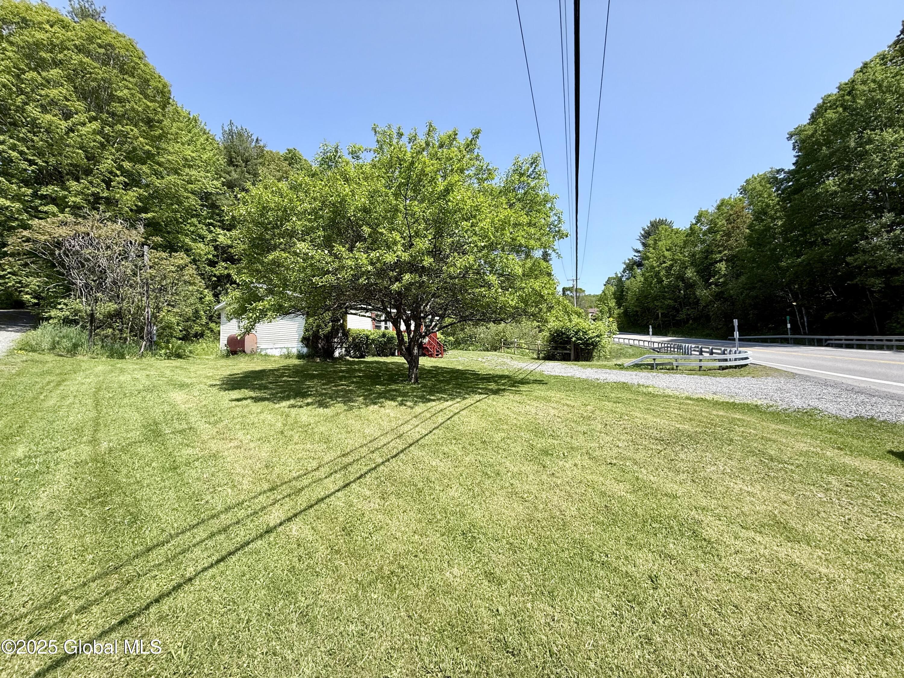 637 State Highway 309, Gloversville, New York image 5