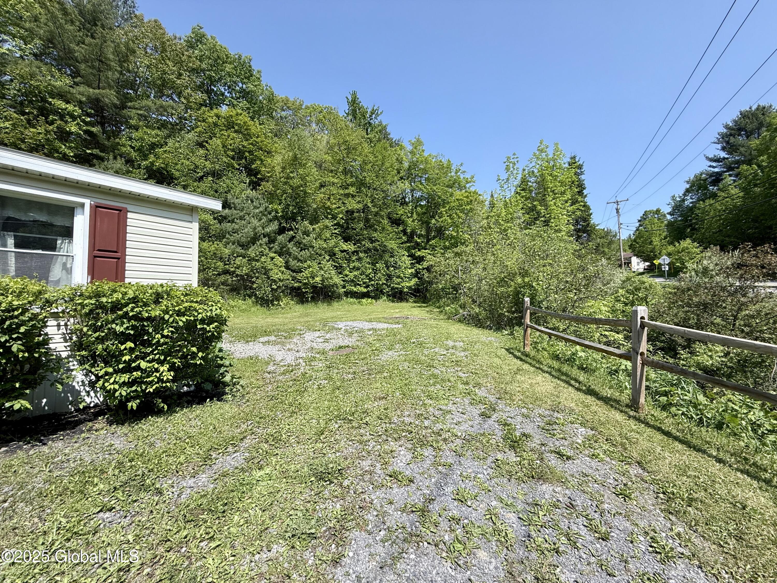 637 State Highway 309, Gloversville, New York image 6