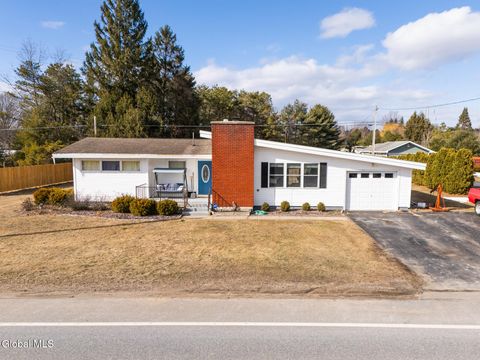 Photo of 59 Bluebird Road, Moreau, NY 12828 (MLS # 202613488)